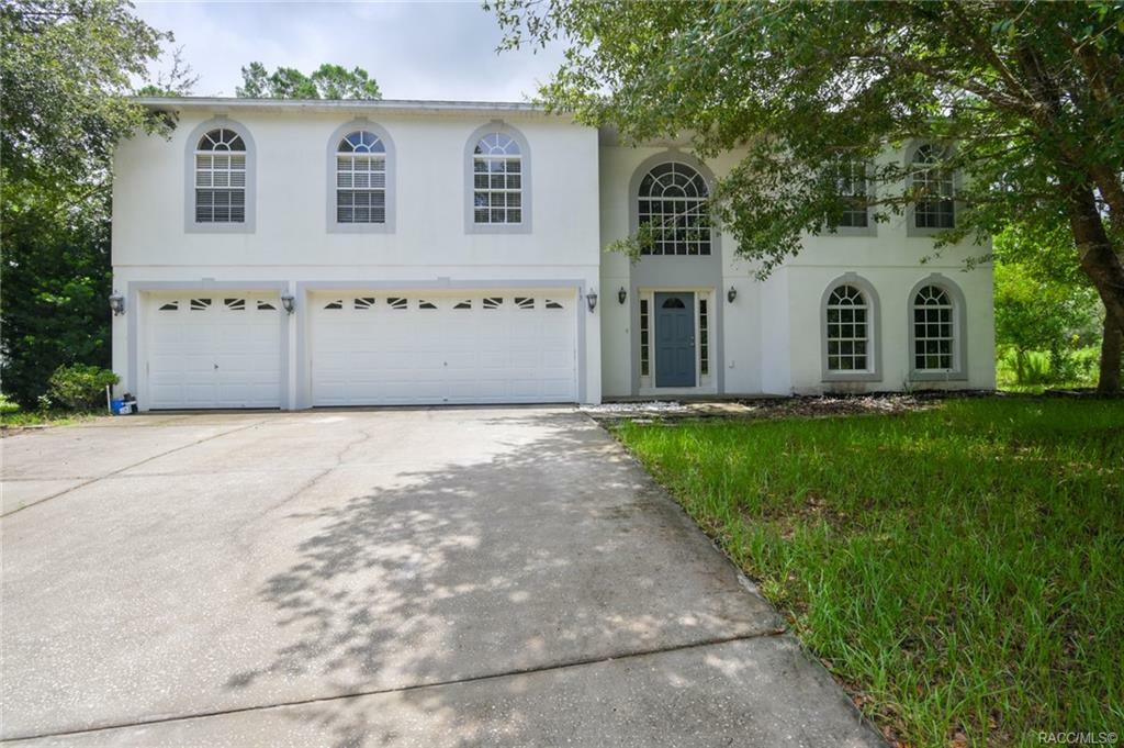 Property Photo: 13 Lindwood Court FL 34446