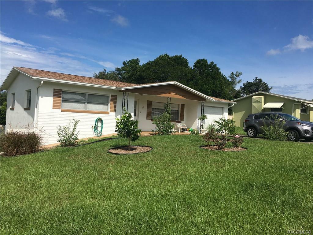 Property Photo:  15 Melissa Drive  FL 34465 