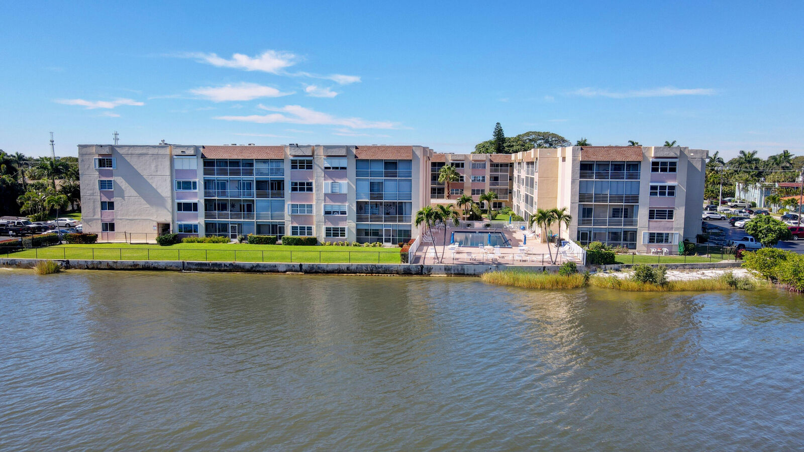 Property Photo:  1502 S Lakeside Drive #301  FL 33460