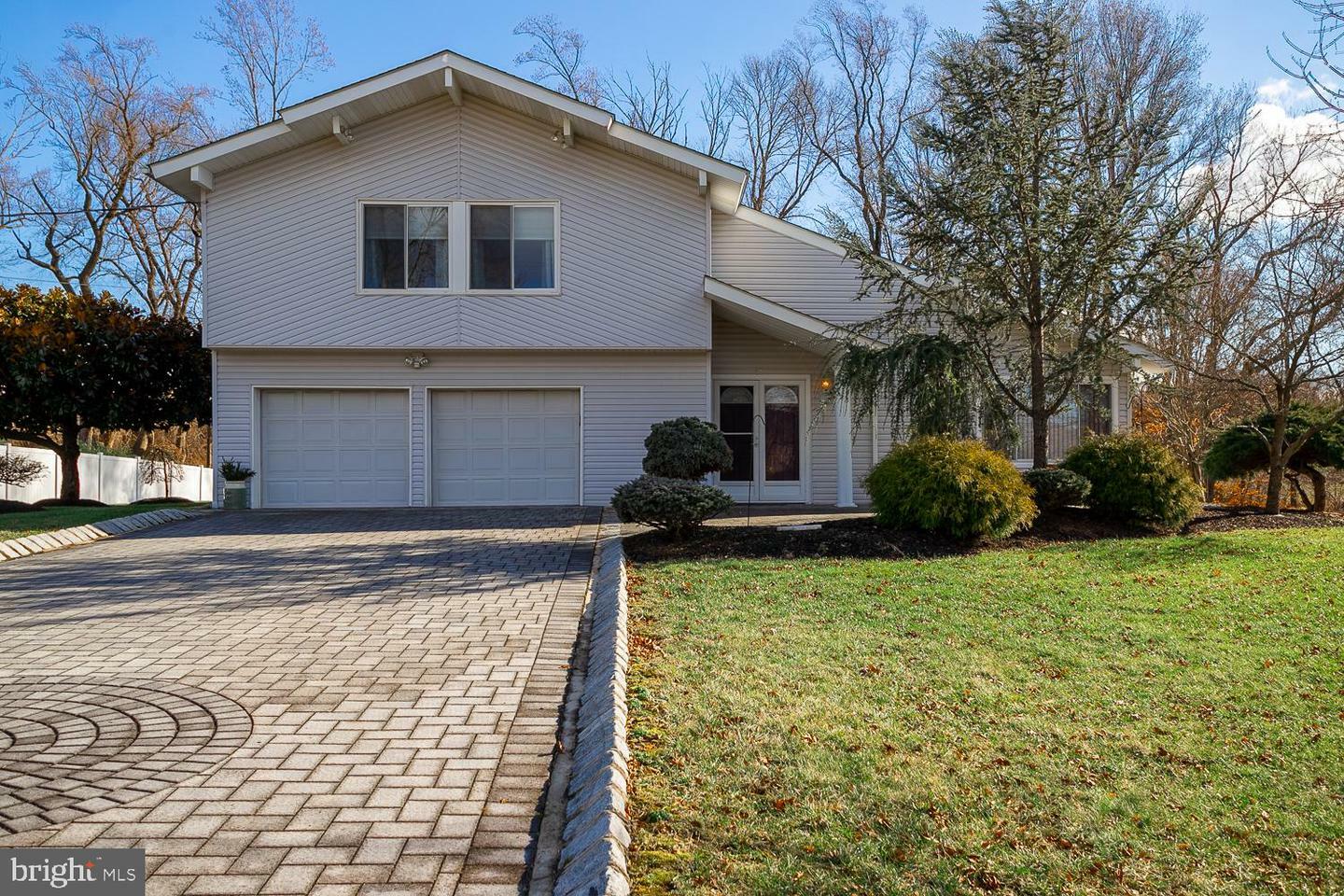 Property Photo:  32 Edwards Drive  NJ 07728 