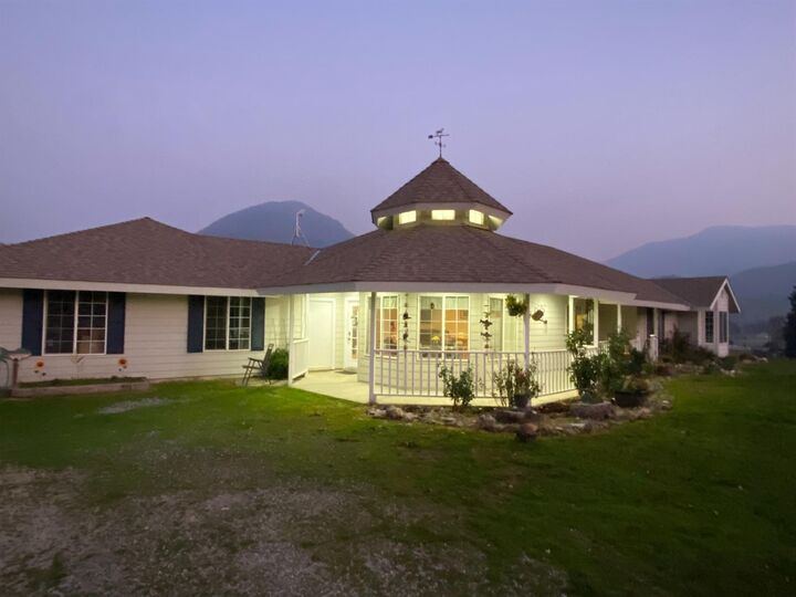 6366 Big Oak Road  Sanger CA 93657 photo