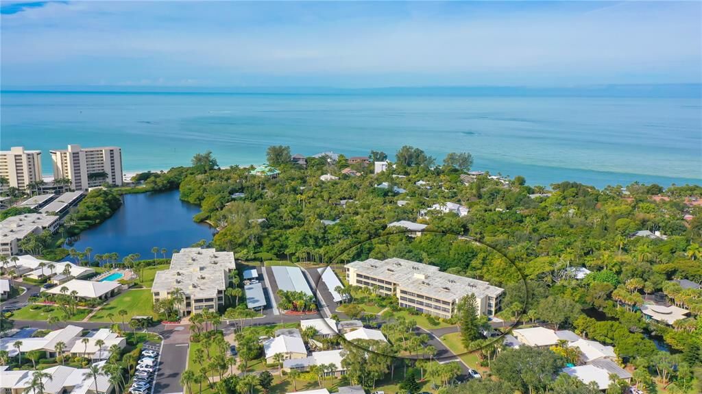 Property Photo:  225 Hourglass Way 305  FL 34242 