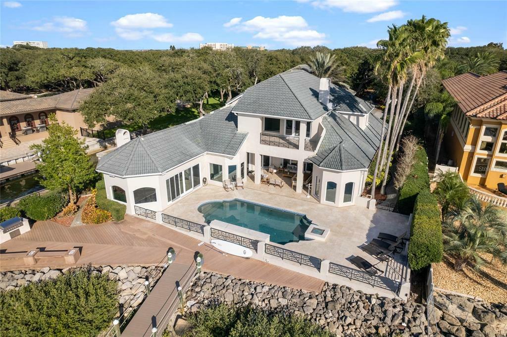 Property Photo: 4828 S Peninsula Drive FL 32127