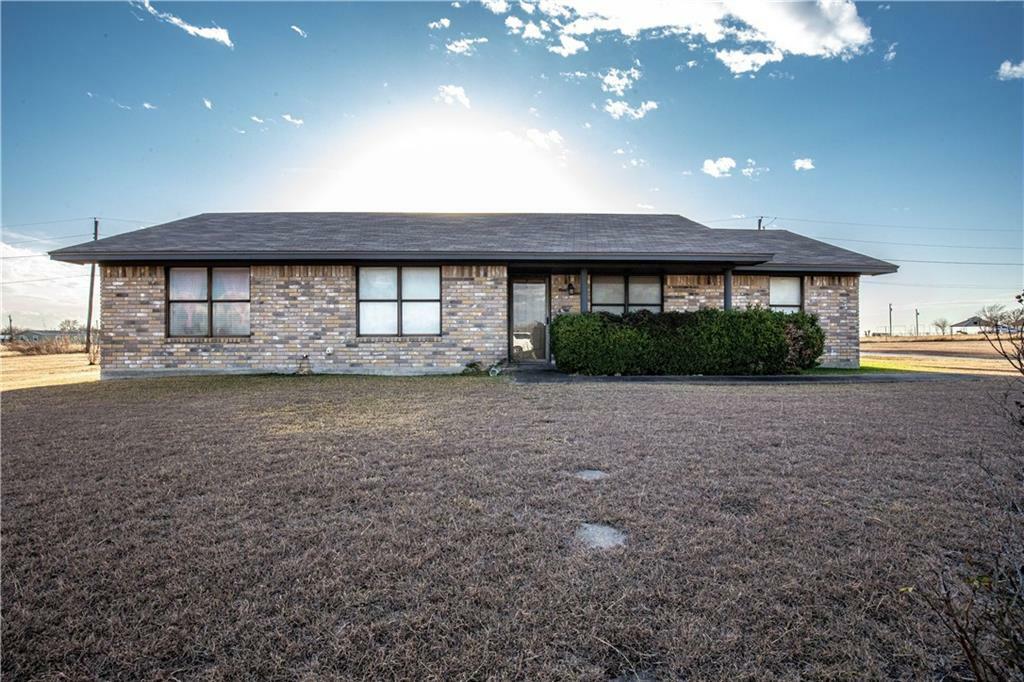 Property Photo:  233 Nally Street  TX 76655 