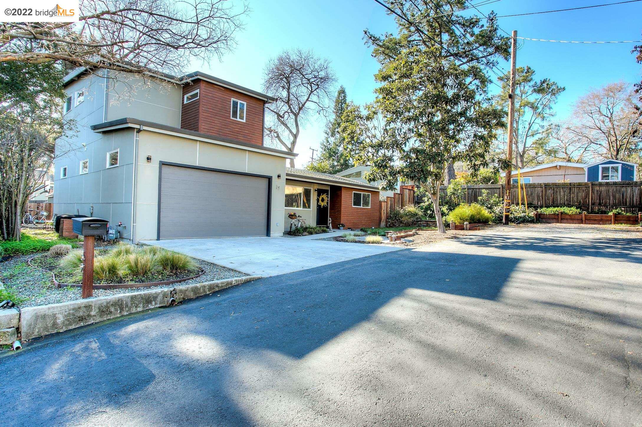 Property Photo:  59 Mulberry Ln  CA 94597 