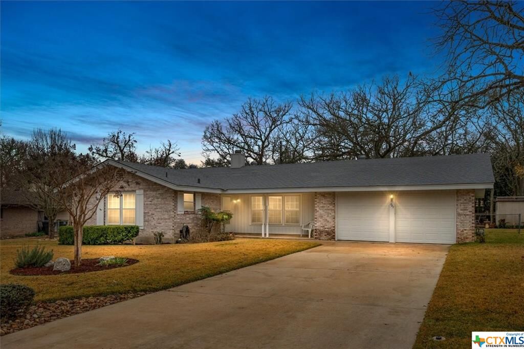 Property Photo: 307 Lamar Avenue TX 78666