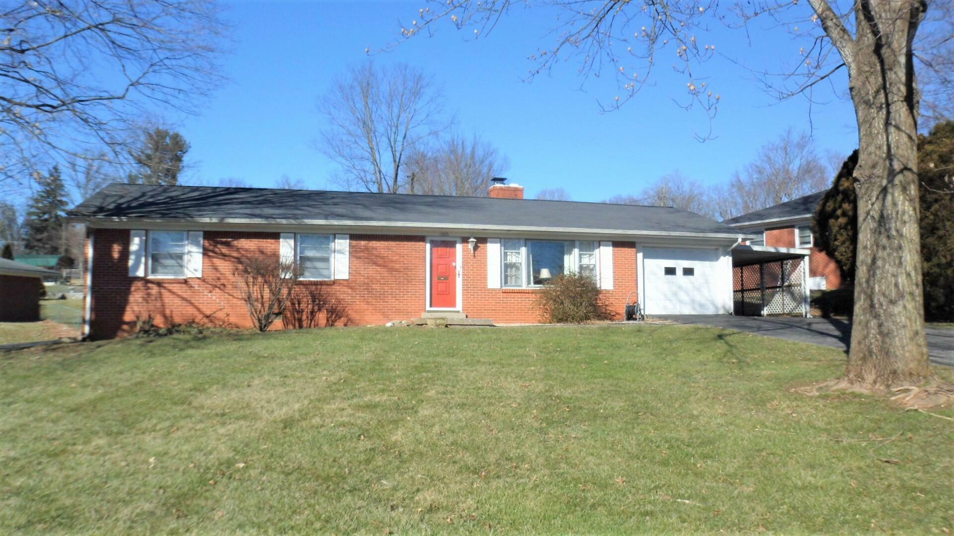 Property Photo:  1006 Shawnee Trail  KY 40601 