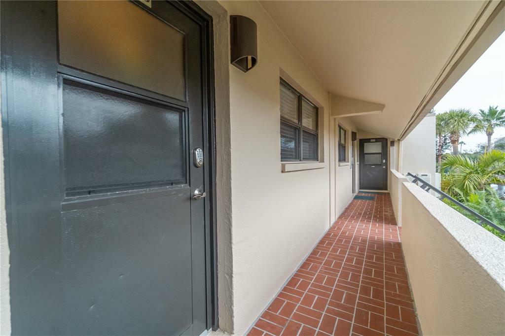 Property Photo: 4621 Gulf Of Mexico Drive 10D FL 34228