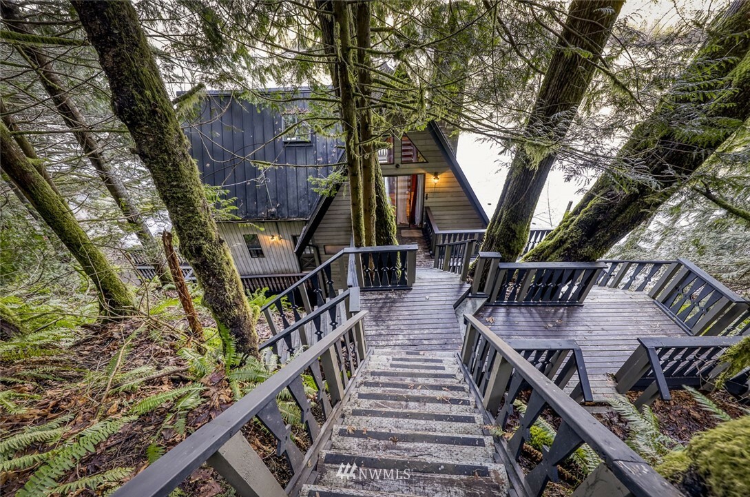 Property Photo:  790 S Shore Road  WA 98363 