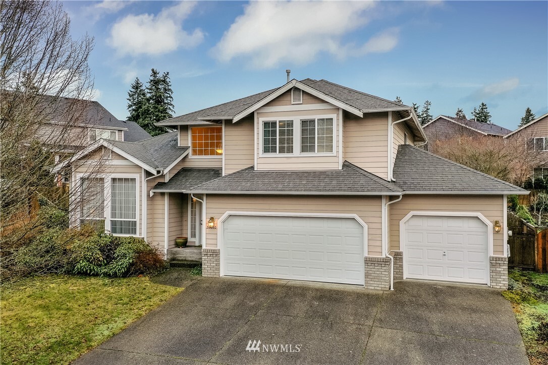 Property Photo: 38060 38th Avenue S WA 98001