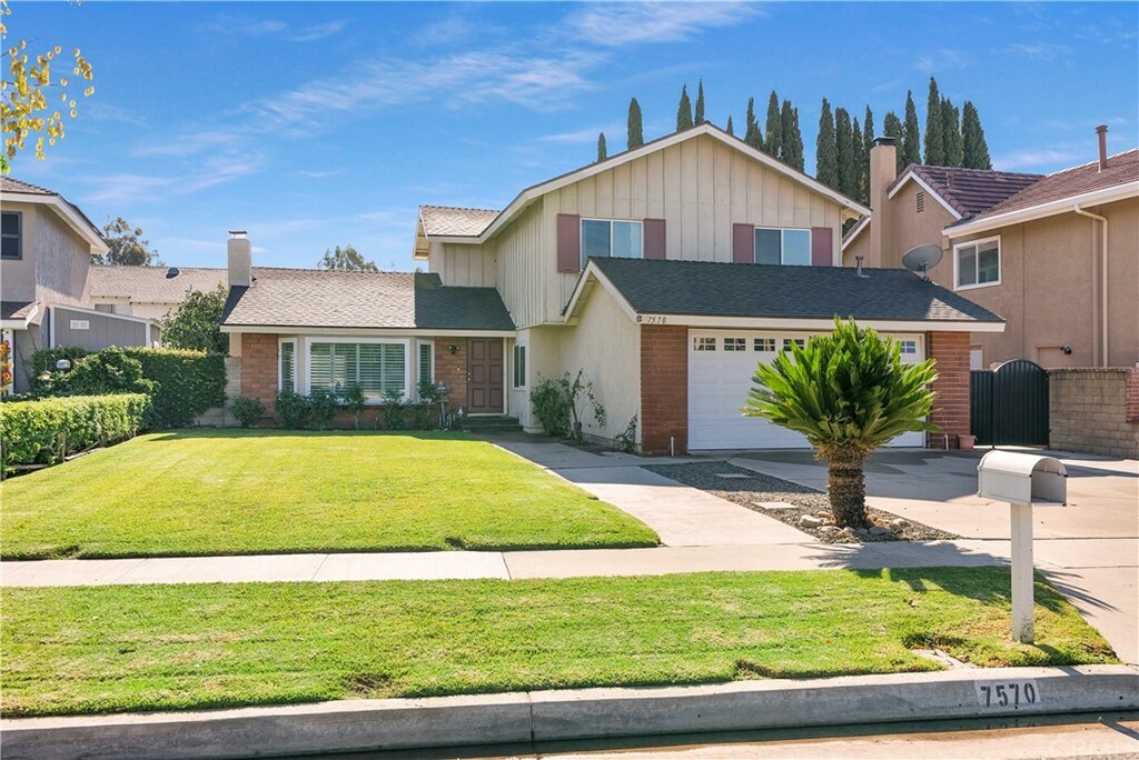 Property Photo:  7570 E Camino Tampico  CA 92808 