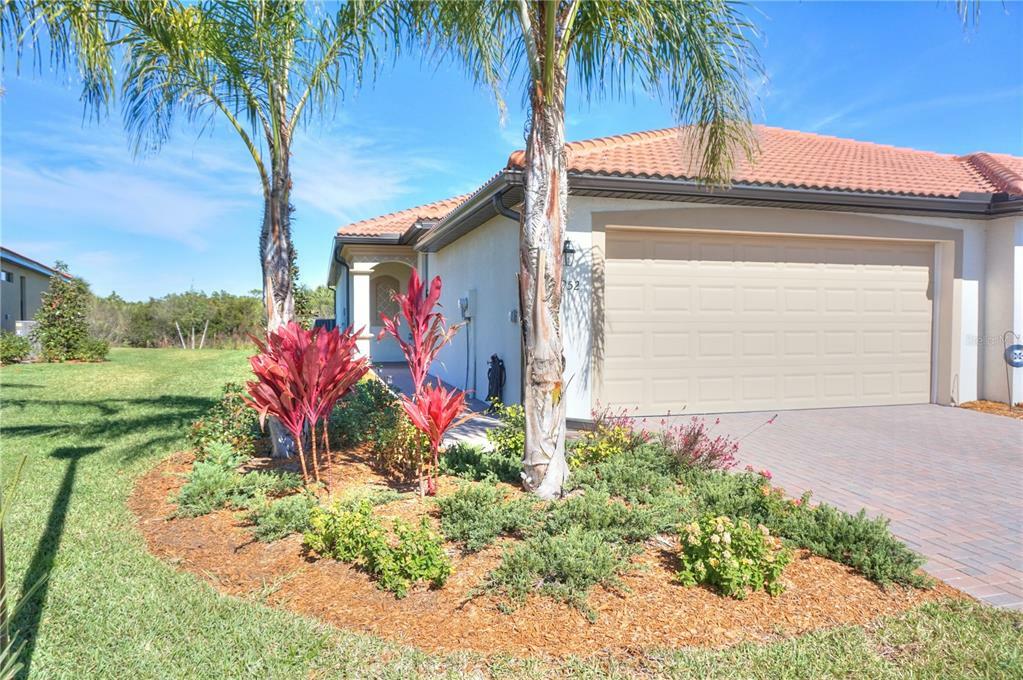 Property Photo:  23952 Skyflower Court  FL 34293 