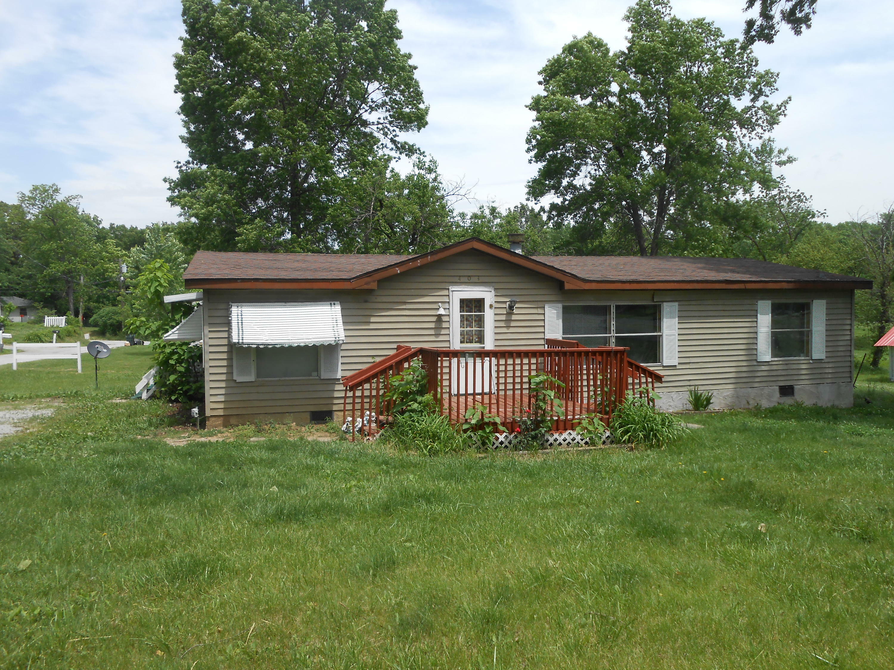 403 W Walnut Street  Auxvasse MO 65231 photo