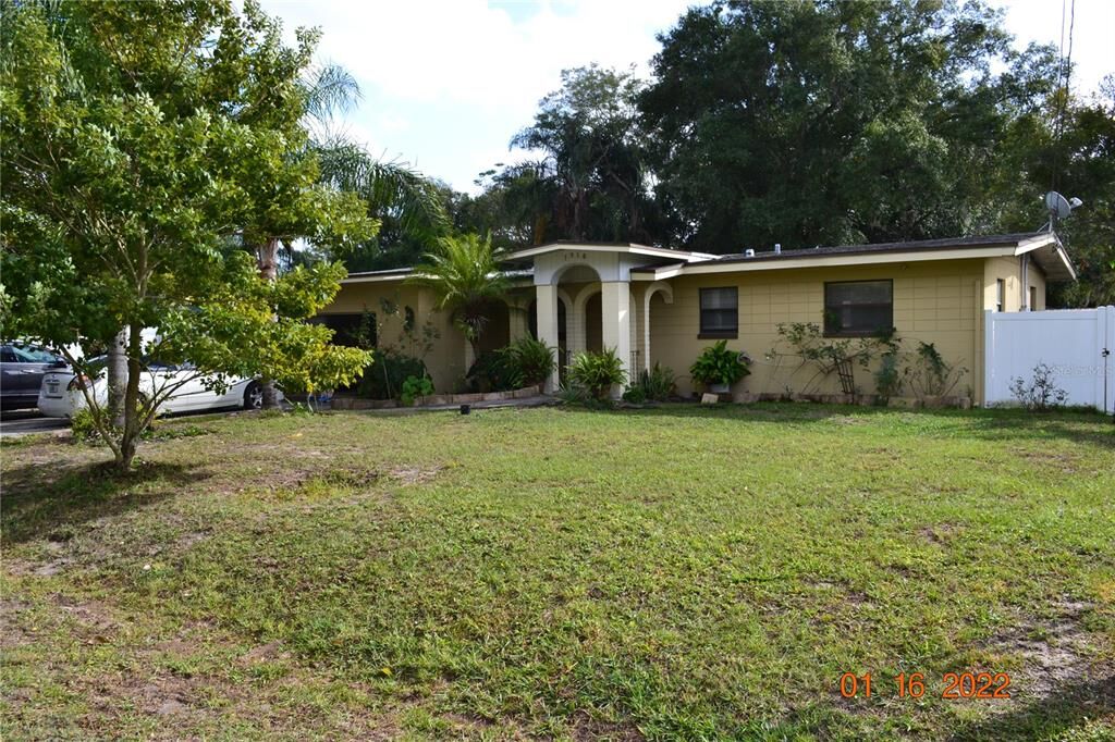 Property Photo:  1910 Barber Road  FL 32809 