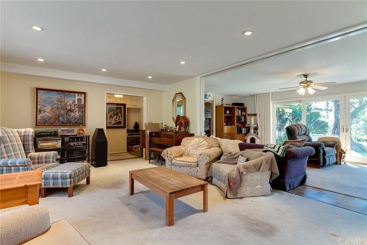 Property Photo:  2000 Braeburn Road  CA 91001 