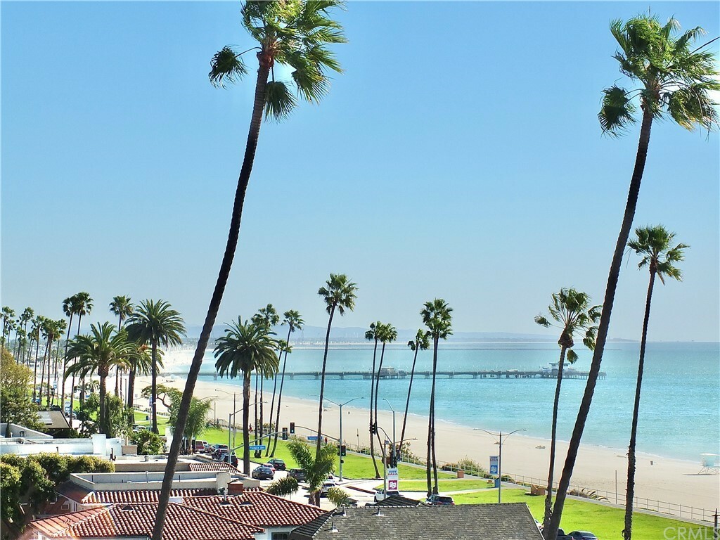 Property Photo:  2601 E Ocean Boulevard 608  CA 90803 