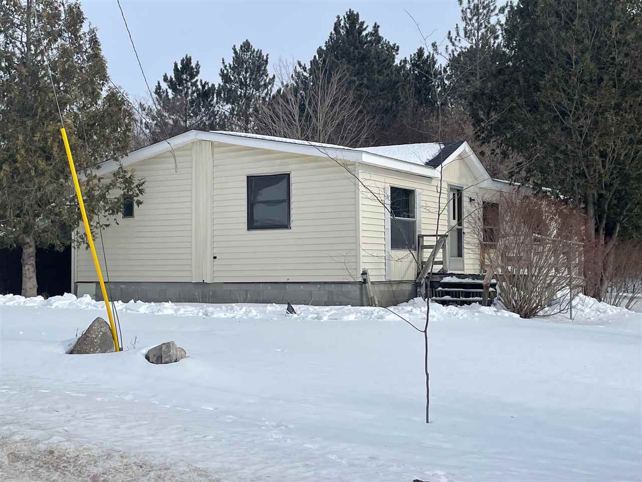 Property Photo: 315 Elm MI 49727