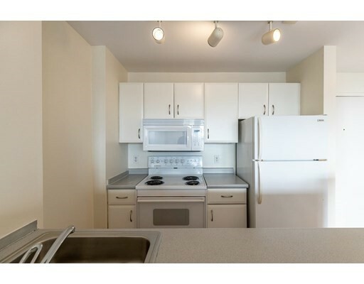 Property Photo:  534 Beacon St 1002  MA 02215 