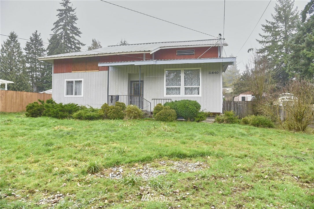 Property Photo:  11640 3rd Avenue S  WA 98168 