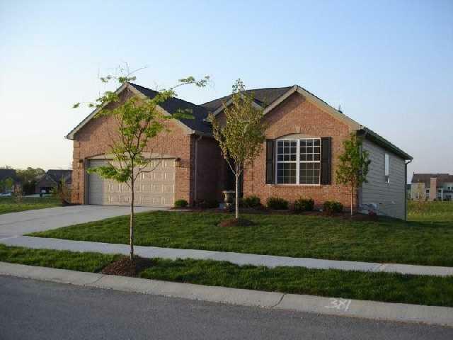 Property Photo:  12593 Broadmoor Ct N  IN 46037 