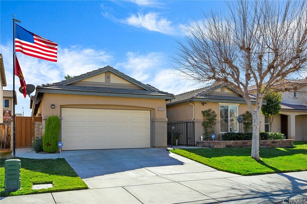 Property Photo:  31551 Poppy Street  CA 92596 