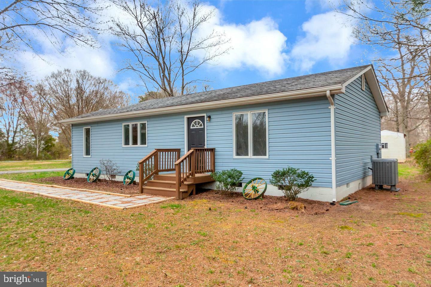 Property Photo:  7097 Catlett Road  VA 22712 