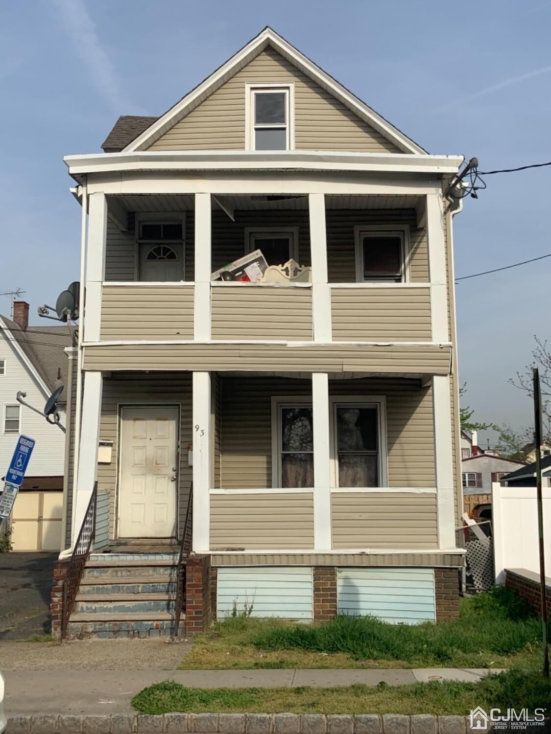 Property Photo:  93 1st Street  NJ 08861 