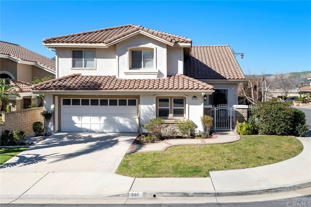 500 S Laureltree Drive  Anaheim Hills CA 92808 photo