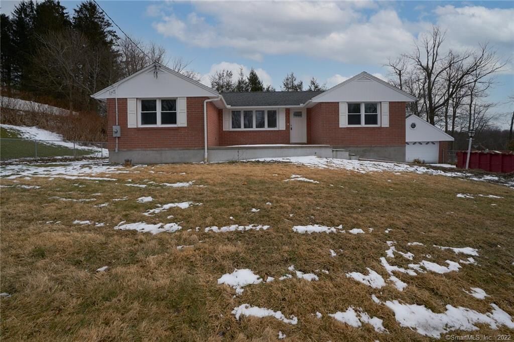Property Photo:  39 White Street  CT 06795 