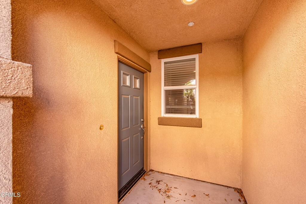 Property Photo:  2623 Night Jasmine Drive  CA 93065 