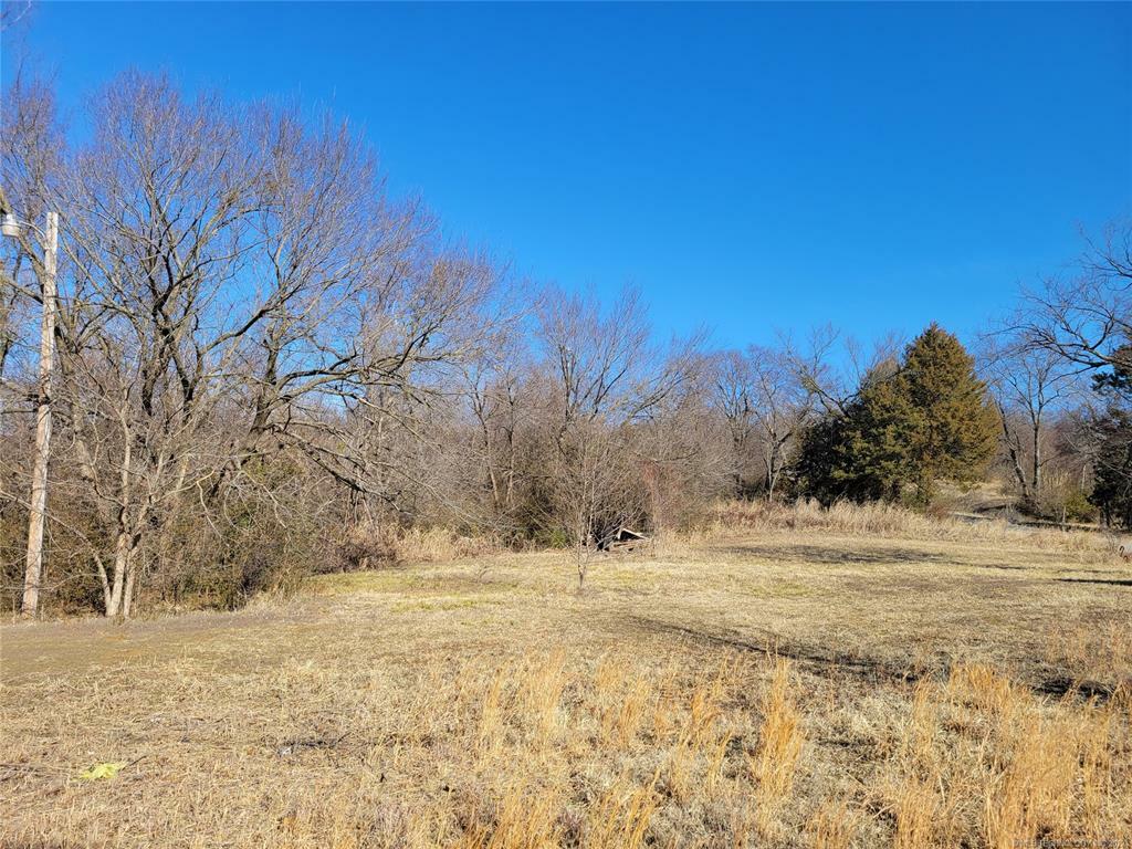 Property Photo:  513 E Line Avenue  OK 74066 