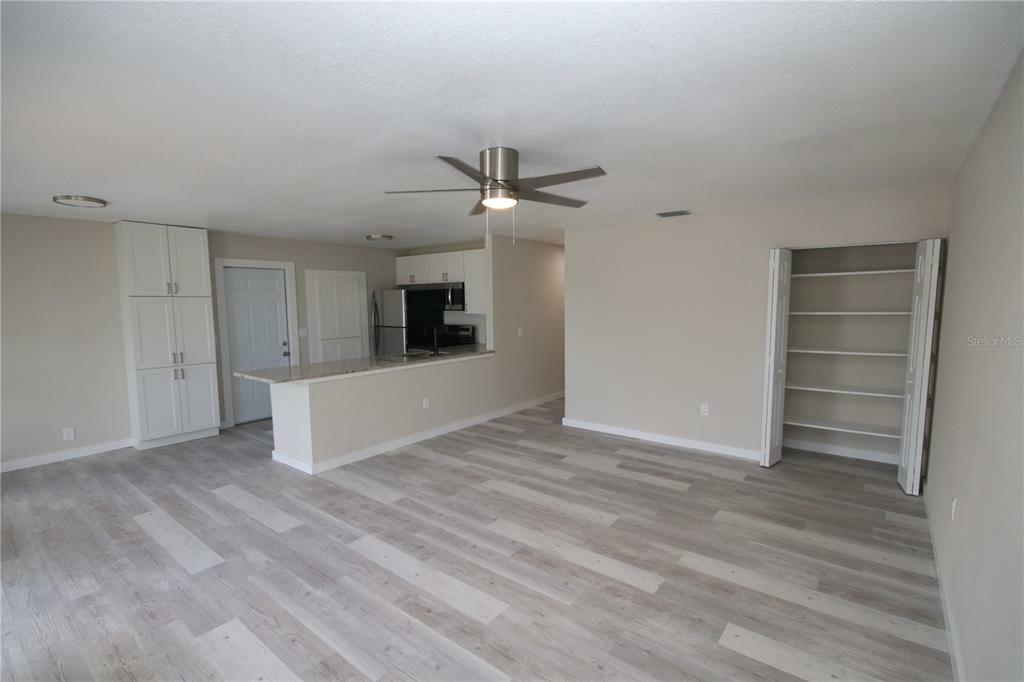 Property Photo:  671 Allegheny Drive  FL 33573 