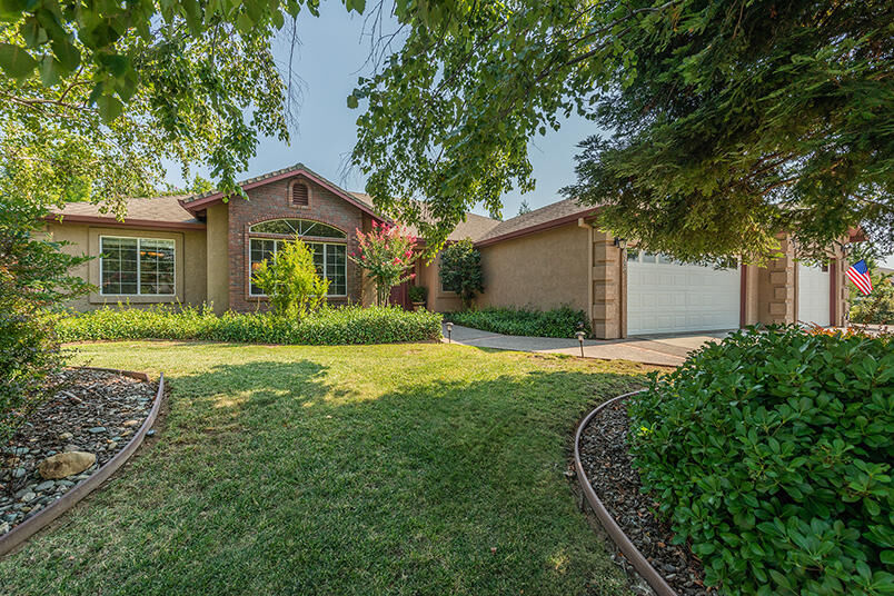 Property Photo: 2045 Princeton Way CA 96003