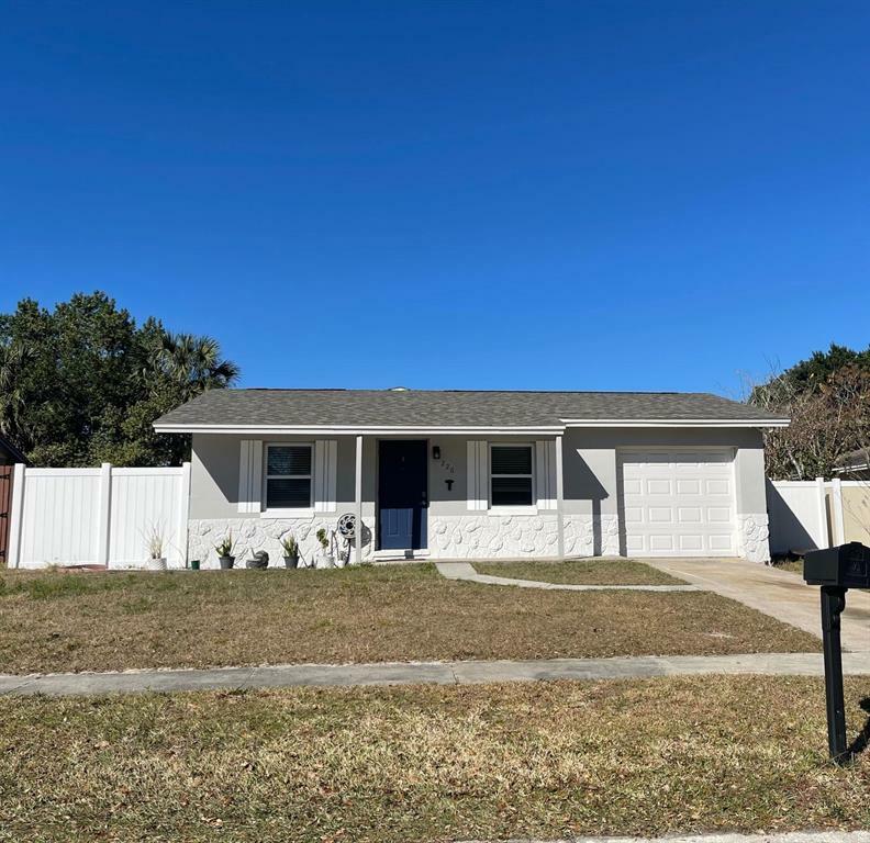 Property Photo:  226 Bennett Street  FL 32708 