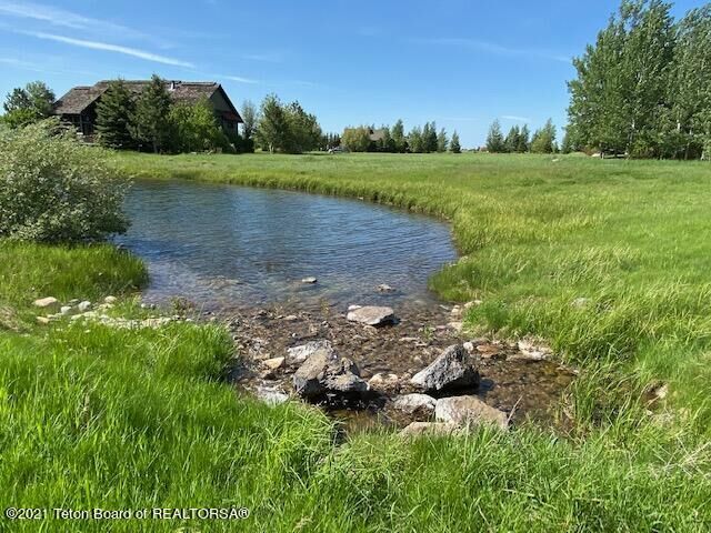 Property Photo: 11 Hastings Drive ID 83455