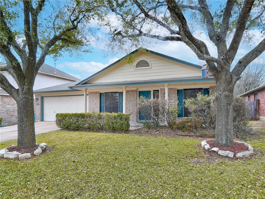 Property Photo:  17304 Bishopsgate Drive  TX 78660 