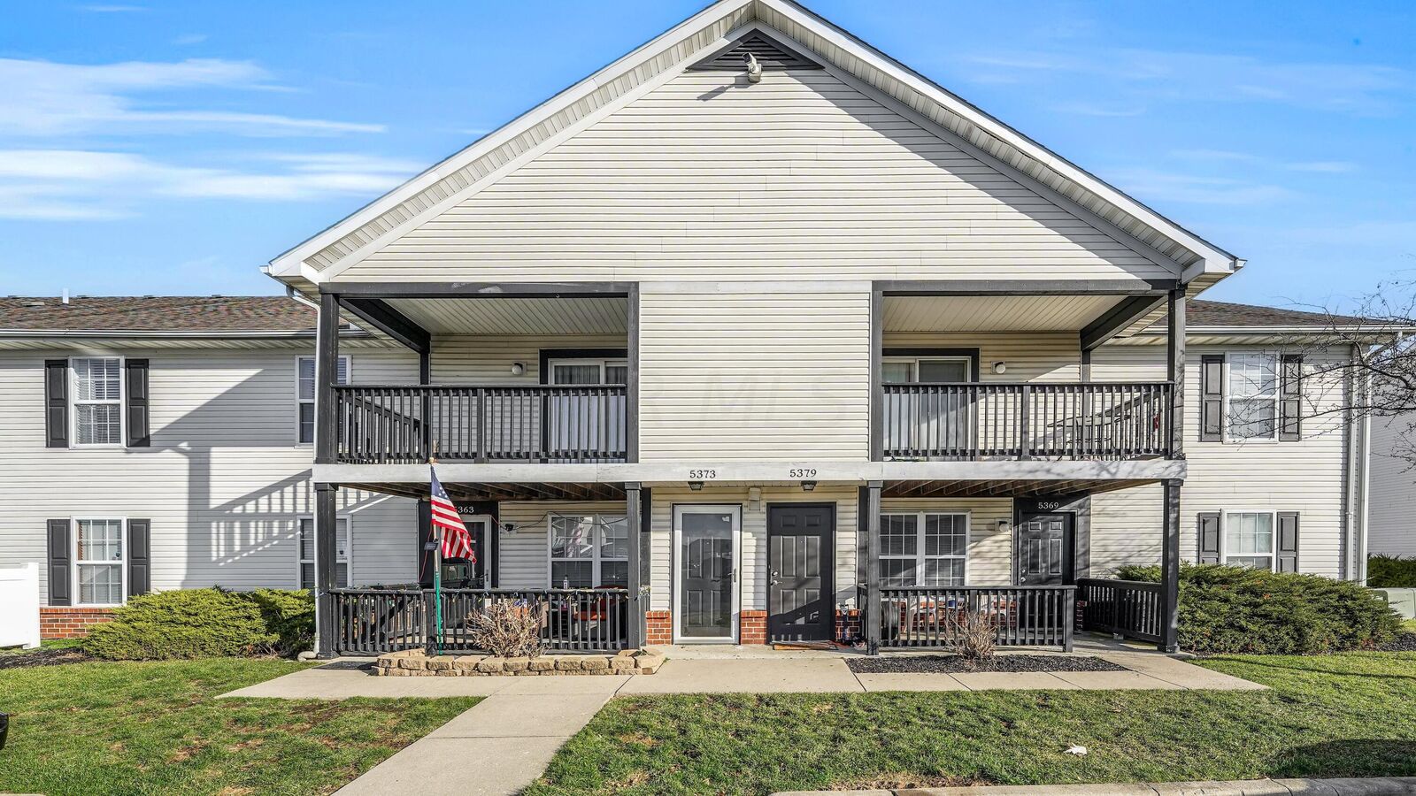 Property Photo:  5373 Cypress Chase  OH 43228 