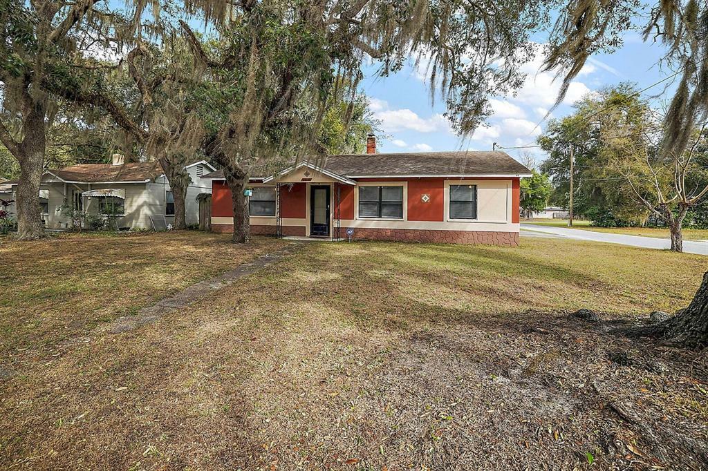 Property Photo:  2000 High Street  FL 34748 