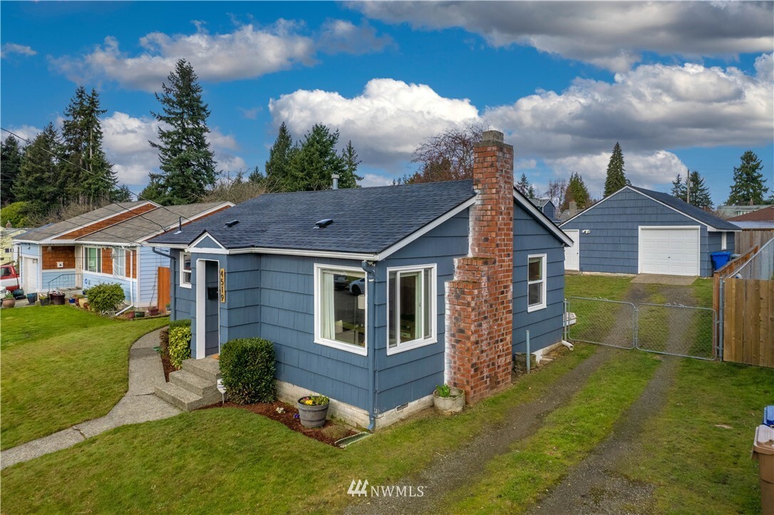Property Photo: 4519 S 10th Street WA 98405