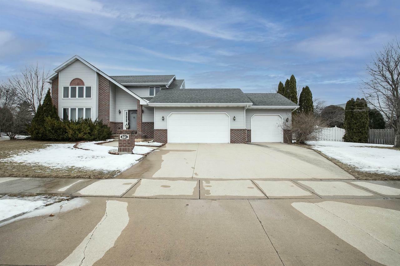 Property Photo:  801 Libal Street  WI 54115 