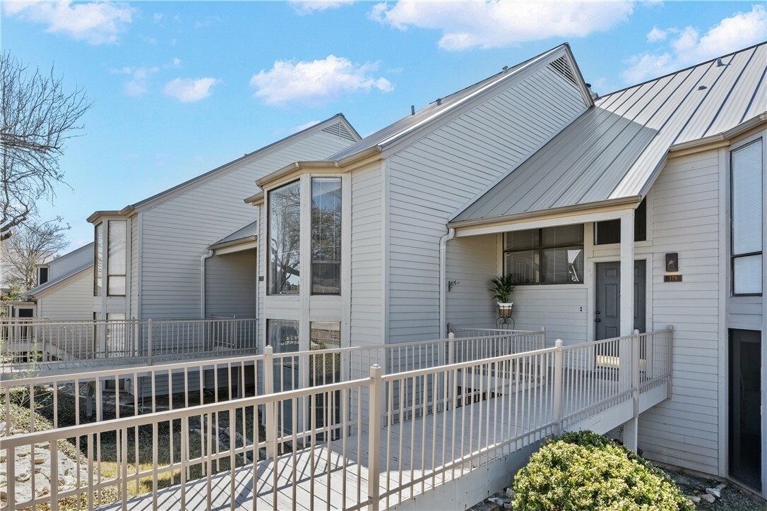 Property Photo: 179 World Of Tennis Square TX 78738