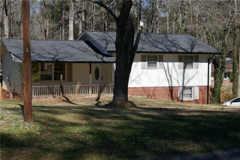 Property Photo: 2115 Chestnut Log Drive GA 30122