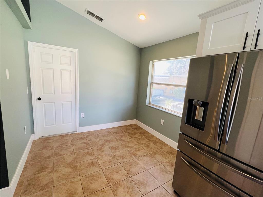 Property Photo: 535 Cornwallis Drive FL 33897