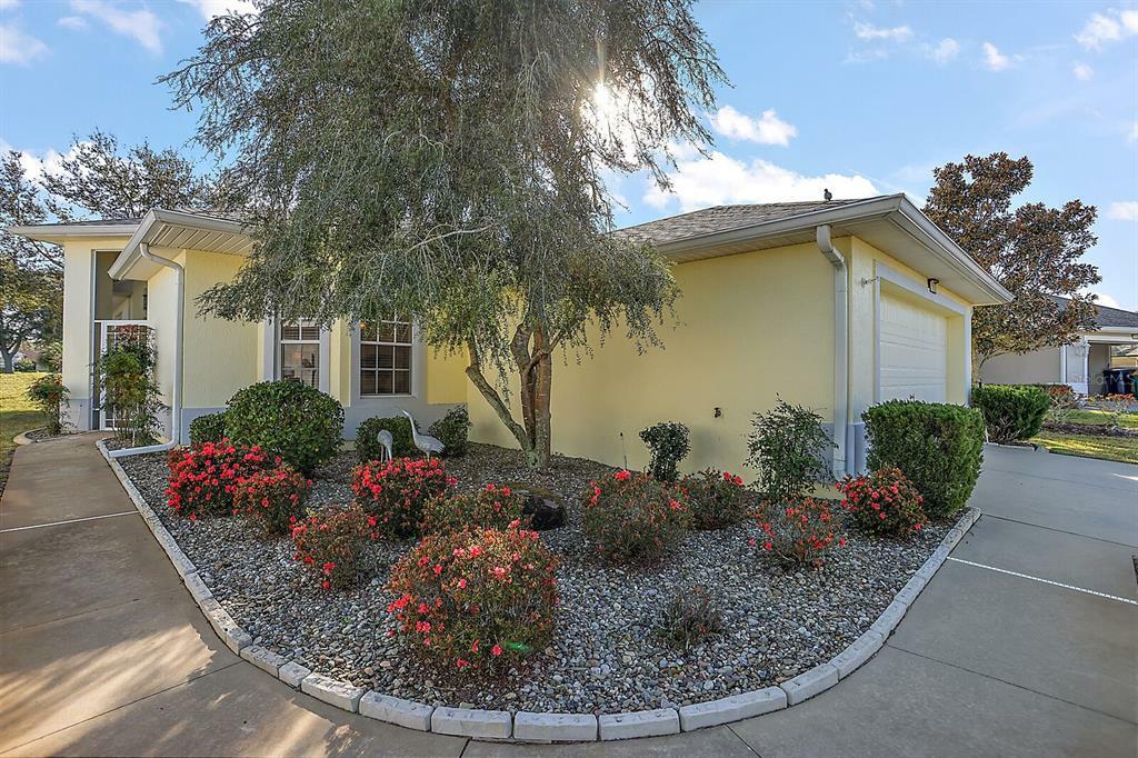 Property Photo:  5582 Charleston Avenue  FL 32778 