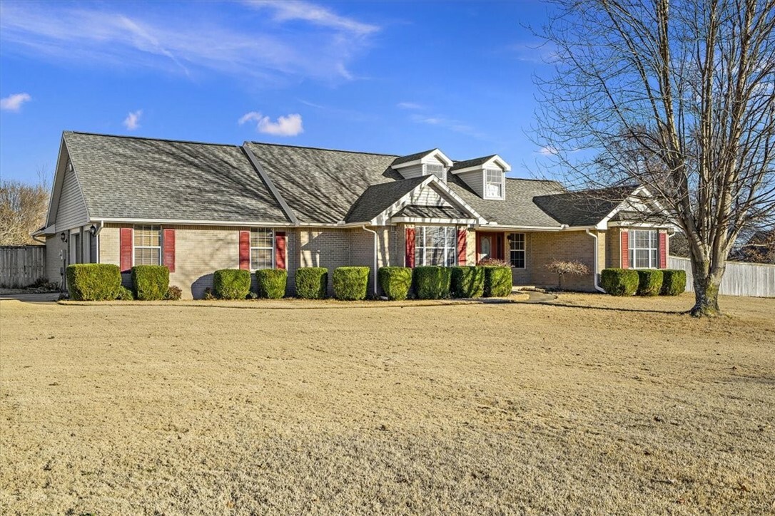 Property Photo:  9129 Greenbriar Estates Street  AR 72762 