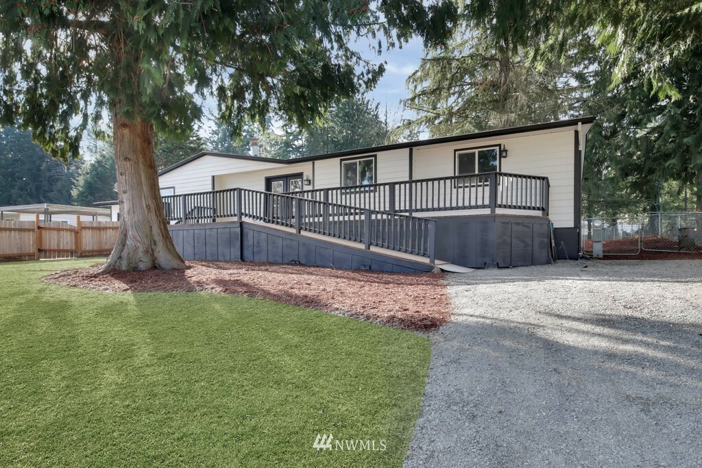 Property Photo: 13006 210th Avenue Ct E WA 98391