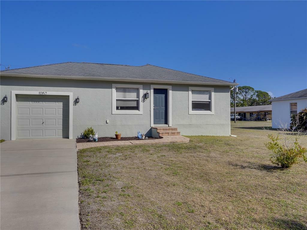 Property Photo:  11352 Baggot Avenue  FL 34224 