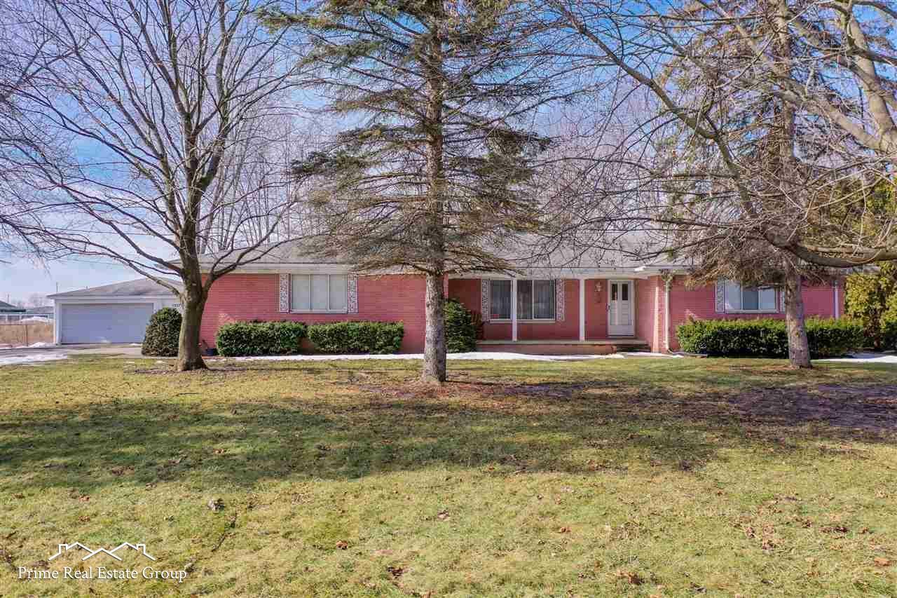 Property Photo:  1337 Lyle St  MI 48509 