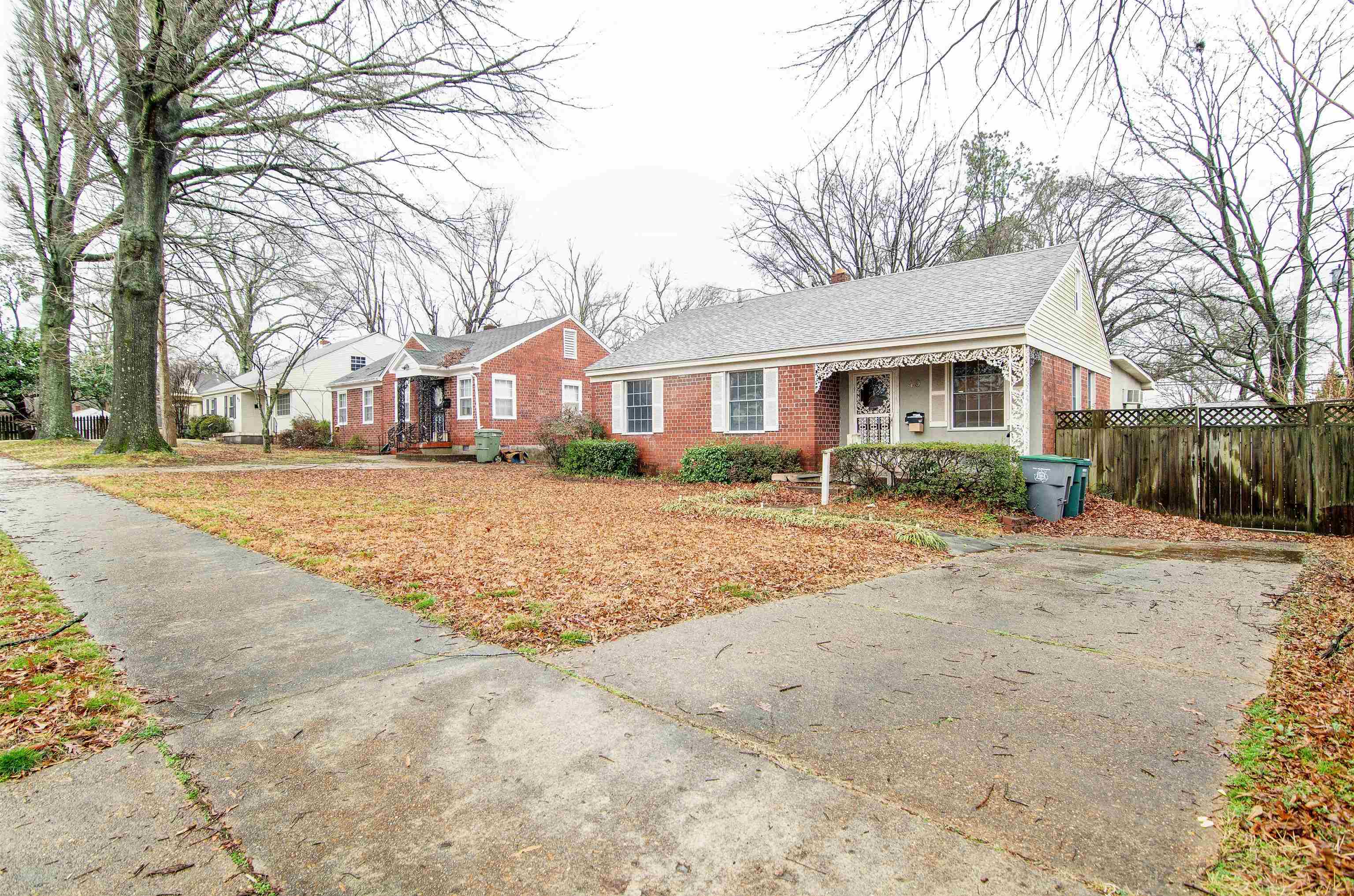 Property Photo:  49 S Humes St  TN 38111 