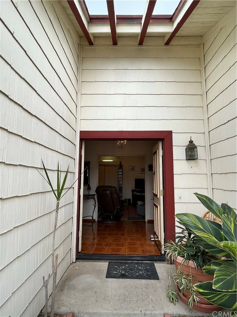 Property Photo:  25989 Margaret Avenue  CA 92551 